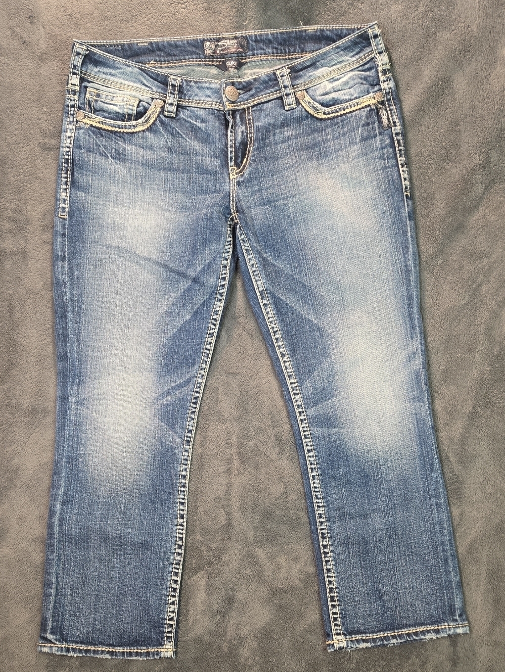 Silver Jeans Suki Low Capri Sz W32